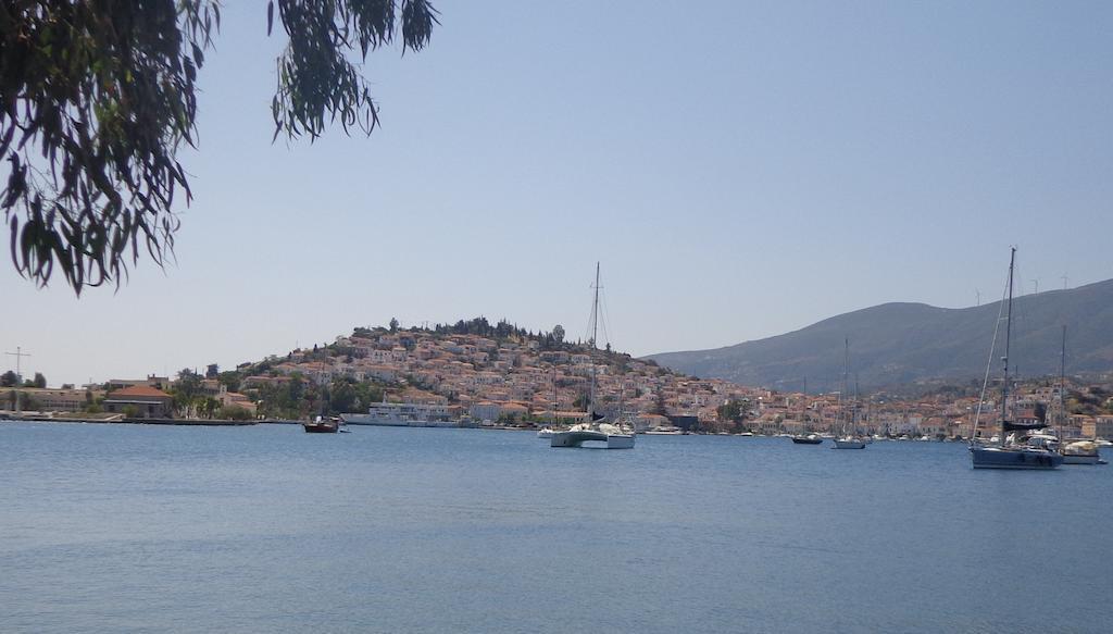 Ktm阳光别墅 Poros Town 外观 照片